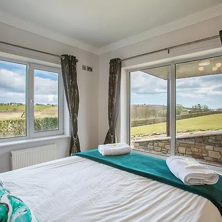 Villa Yeats, Ardmore Beach, Co.waterford Moord